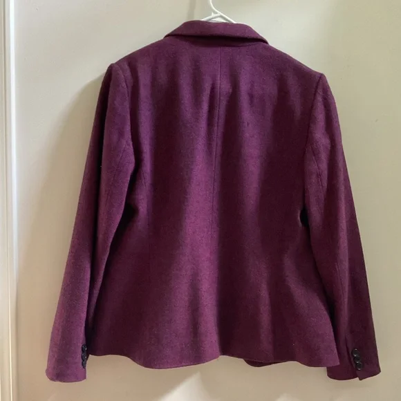 Banana Republic Wool blend Purple Blazer - Picture 2 of 3